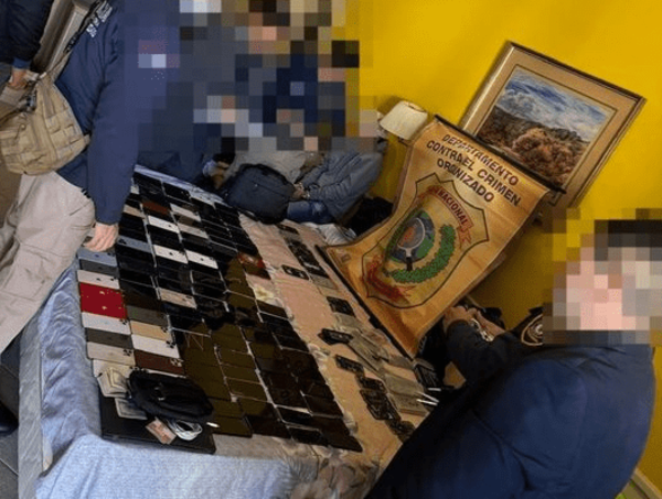 ¿Funcional el papel aluminio como mitigador de señales en celulares? · Radio Monumental 1080 AM