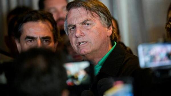 Con las joyas recibidas por Bolsonaro se financiaron gastos de su familia en EE. UU. - ADN Digital