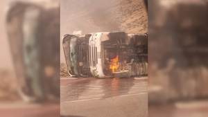 Vuelco e incendio de un camión con chapa paraguaya deja un fallecido en Chile