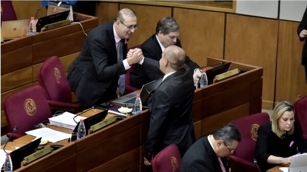 Honorables y ricos: ¿Quiénes son los 10 senadores con mayor patrimonio declarado?