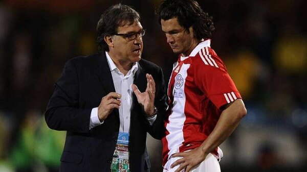 Versus / Un solo entrenador argentino clasificó a Paraguay a un Mundial de Fútbol
