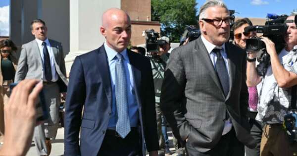 Diario HOY | Alec Baldwin violó “reglas fundamentales” de seguridad en el set, afirma Fiscalía