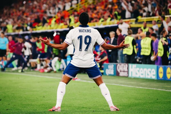 Versus / La gran emoción de Ollie Watkins luego de darle a Inglaterra el paso a la final de la Euro