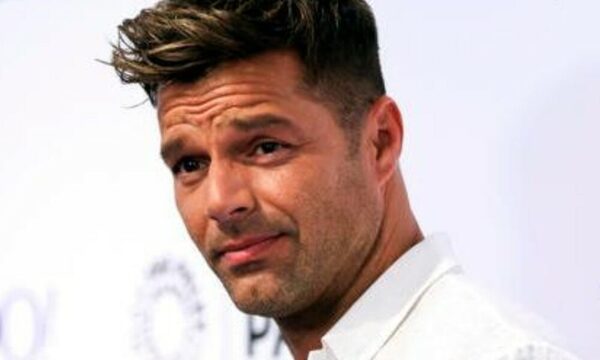 Ricky Martin celebra el aniversario de su “primera vez”