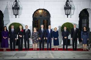 Biden acoge una cena de “buenos amigos” para celebrar los 75 años de una OTAN ampliada - Mundo - ABC Color