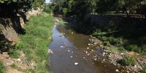 Niño de 4 años falleció tras caer al arroyo Mburicaó