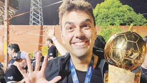 Marco Trovato entra en audiencia contra FIFA