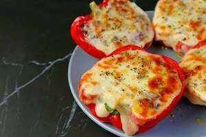 Morrones rellenos con choclo, un almuerzo reconfortante - Gastronomía - ABC Color
