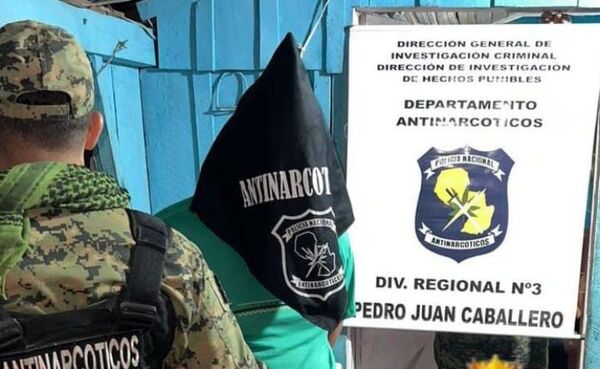 Detenido por antinarcóticos sería el autor moral del asesinato de una pareja