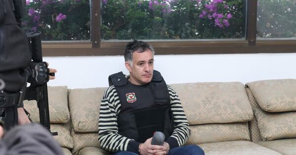 La Nación / Extraditan a los EE. UU. a la mano derecha del narco uruguayo Sebastián Marset