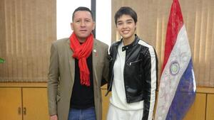 Aye se reunió con Chaqueñito avei en el Congreso y pichó a sus fans