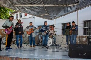 «Jóvenes Unidos» Recibe apoyo crucial de REMAR con instrumentos musicales para impulsar la reinserción social