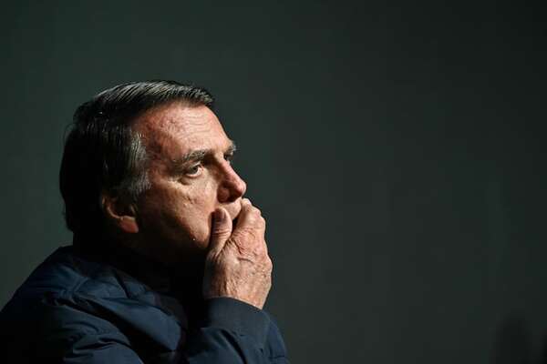 Bolsonaro afronta grave acusación por presunto espionaje ilegal, según la Policía Federal - Mundo - ABC Color