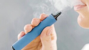 Joven vapeaba a full, se enfermó de neumonía y está en terapia intensiva
