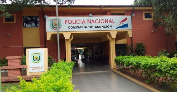Diario HOY | Imputan a tres policías por “apriete” a joven: obligaron a la víctima a pagar G. 3 millones