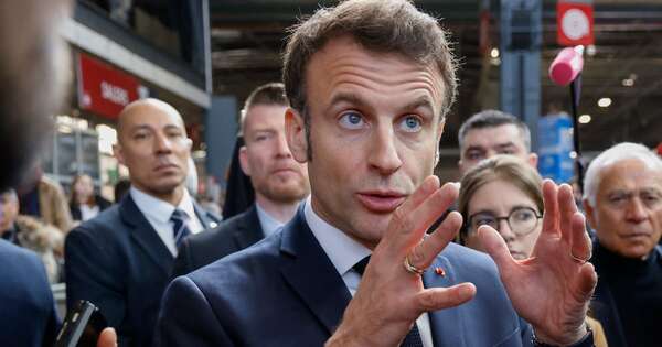La Nación / La izquierda francesa presiona a Macron y exige el puesto de primer ministro
