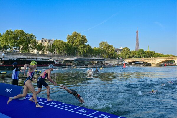 Versus / El Sena, apto para el baño la mayoría de los 12 últimos días, según ayuntamiento de París