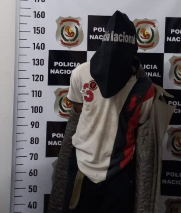 Capturan a delincuente que hurtó prendas de una casilla en el microcentro de CDE – Diario TNPRESS