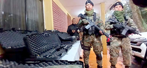 GEO de Alto Paraná recibe ocho fusiles incautados durante el operativo Dakovo - La Clave