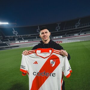 River Plate presentó oficialmente al paraguayo Adam Bareiro - Unicanal