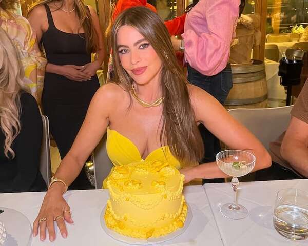 Sofía Vergara recibió sus 52, su primer cumple tras divorciarse lo celebró con su nuevo novio - Gente - ABC Color