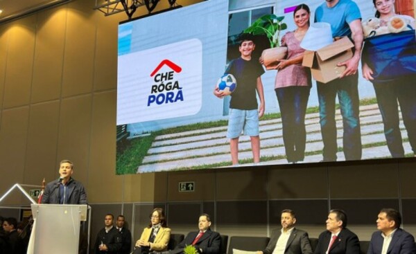 Lanzan proyecto "Che Róga Porâ" con presencia de Cartes