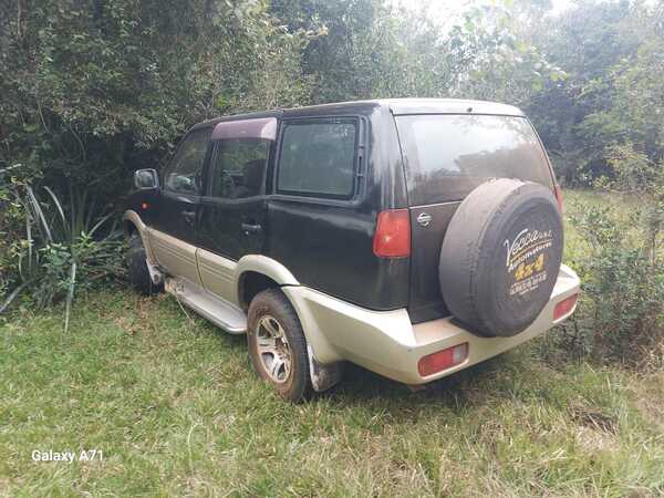 Hallaron camioneta robada a alemán en Coronel Bogado
