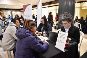 Expo 2024: Más de 5.000 personas se presentan en feria de empleo organizada por el MTESS - MarketData