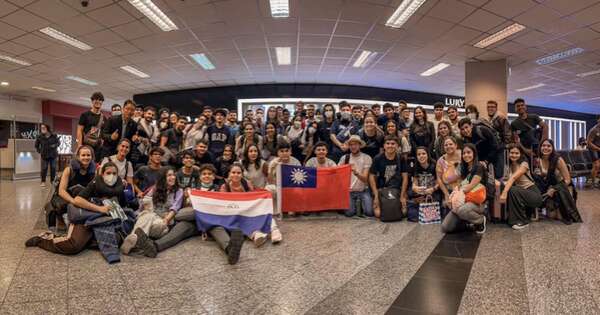 La Nación / Profesionales regresan tras especialización en Taiwán