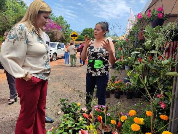 Floricultores están esperanzados en la vuelta del “Yvoty Rape” y en tener una locación propia - Nacionales - ABC Color