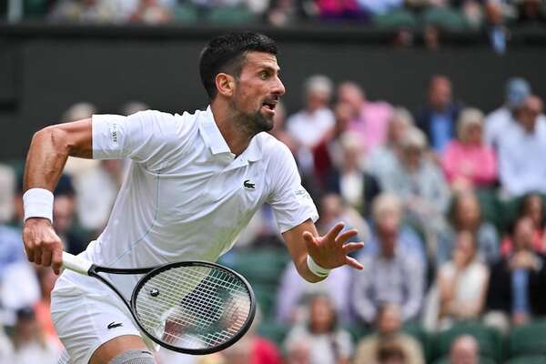 Novak Djokovic medirá a Carlos Alcaraz en la final de Wimbledon - Tenis - ABC Color
