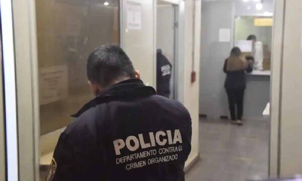 Fiscalía allana Municipalidad de Asunción por caso de mal uso de bonos y de detergentes – Prensa 5
