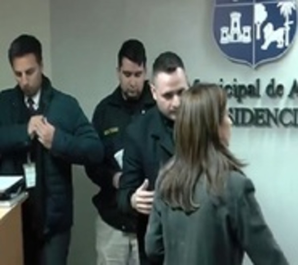 Allanan Municipalidad de Asunción por presunto desvío de bonos - Paraguay.com
