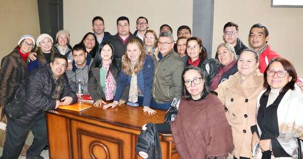 Diario HOY | Evaluarán carga horaria y jornadas de trabajo de enfermeros en una mesa de diálogo
