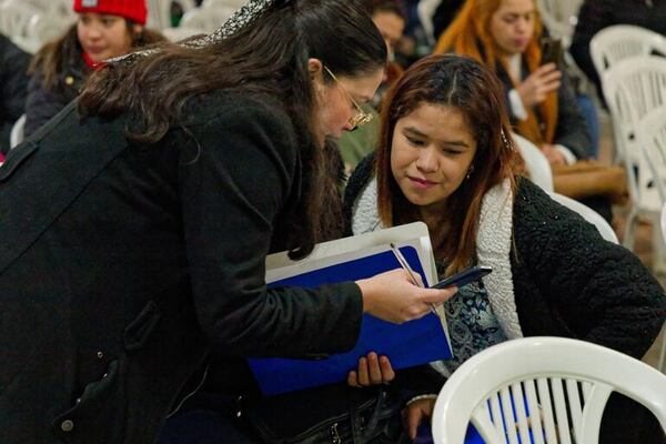 Feria de empleo con gran concurrencia de jóvenes en Minga Guazú - ABC en el Este - ABC Color
