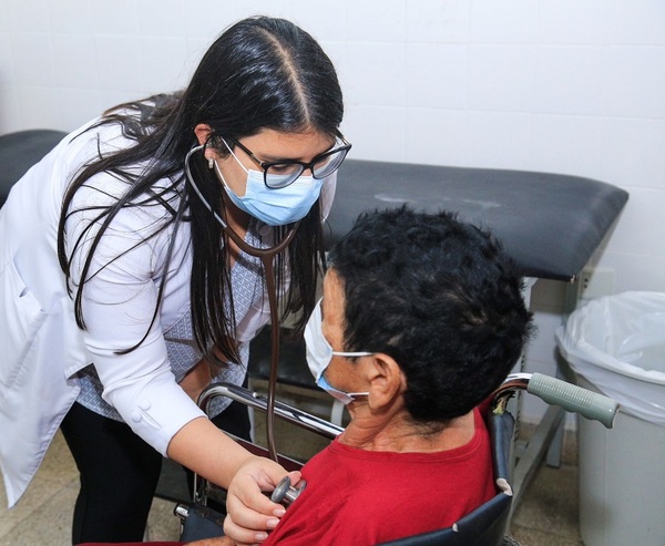Salud presentó innovador procedimiento de registro beneficiará calidad de servicios de salud - Unicanal