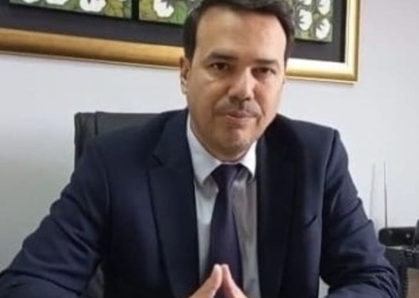 Fotos íntimas como evidencia de infidelidad en juicio de divorcio no es lesión a la imagen