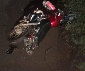 Bus atropella a motociclista
