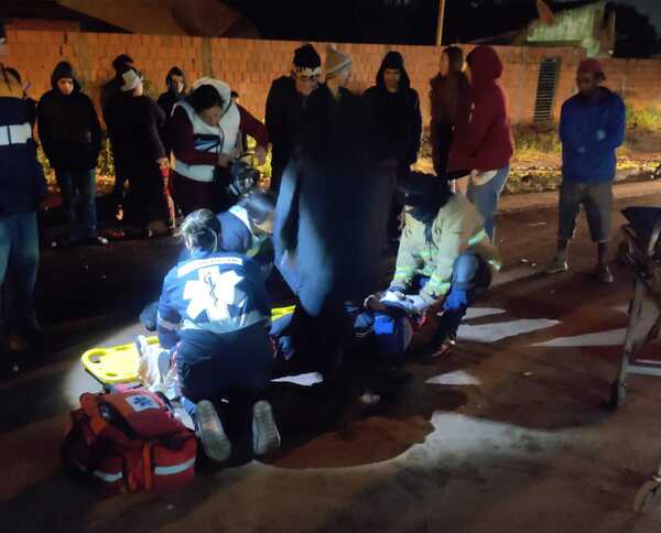 Choque de motocicletas dejó a un menor lesionado, el otro conductor huyó a pie - Radio Imperio 106.7 FM