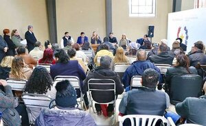 Salud y gremios de enfermería acuerdan trabajar en carga horaria y jornadas laborales