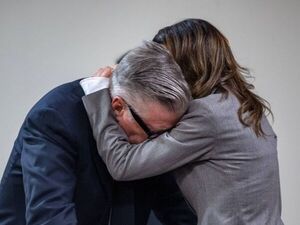 Justicia estadounidense desestima causa de homicidio involuntario contra Alec Baldwin - Megacadena - Diario Digital