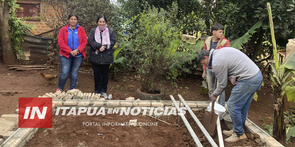 BLANCA CHÁVEZ SUPERVISA AVANCES EN EL PROYECTO DE UNIDADES SANITARIAS INDIVIDUALES - Itapúa Noticias