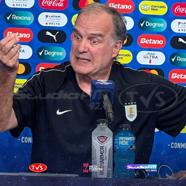 BIELSA FUE DURÍSIMO CON LA CONMEBOL Y LA ORGANIZACIÓN DE LA COPA AMÉRICA - TVS