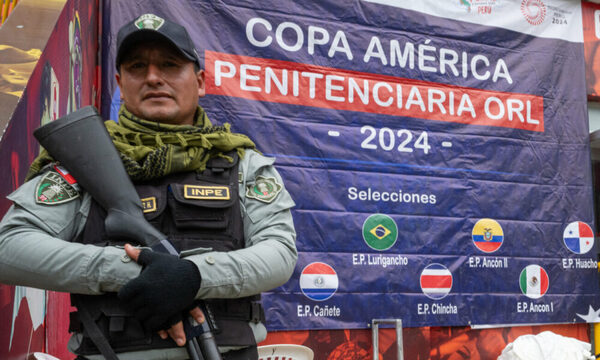 Perú gana la ‘Copa América’ entre reclusos, en final en el mítico Nacional de Lima