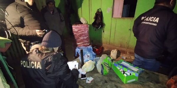 Allanaron viviendas en prosecución a robos en Itapúa