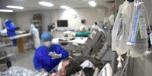 La mayoría de los hospitalizados por COVID e Influenza no están vacunados