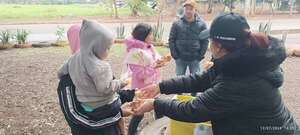 Internas del penal de mujeres realizan actividad solidaria, como parte de la reinserción social - ABC en el Este - ABC Color
