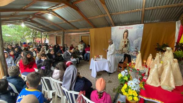 Día de la Rosa Mística, una devoción que crece en una familia de Puerto Casado