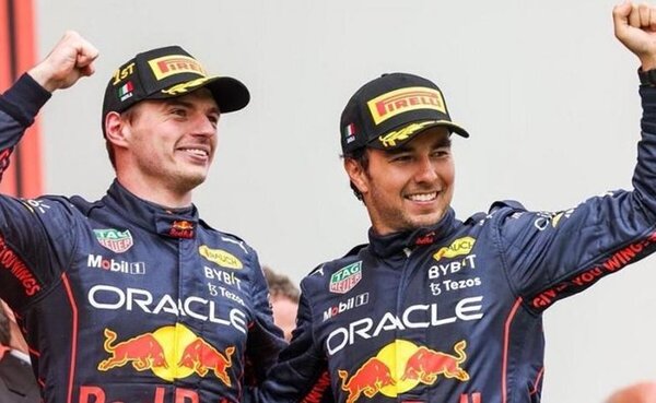 Checo Pérez y Max Verstappen, la pareja nominada a "Couple Goals" en una premiación