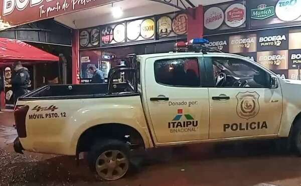 Delincuentes huyen tras enfrentamiento a tiros con la Policía - ABC en el Este - ABC Color